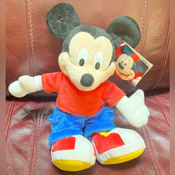 Mickey Mouse - Picture 1 of 2